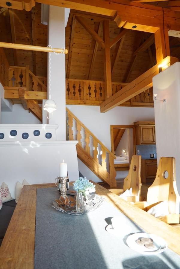 Ansitz Wirtsgut - Familienappartements In Den Bergen Leogang Buitenkant foto