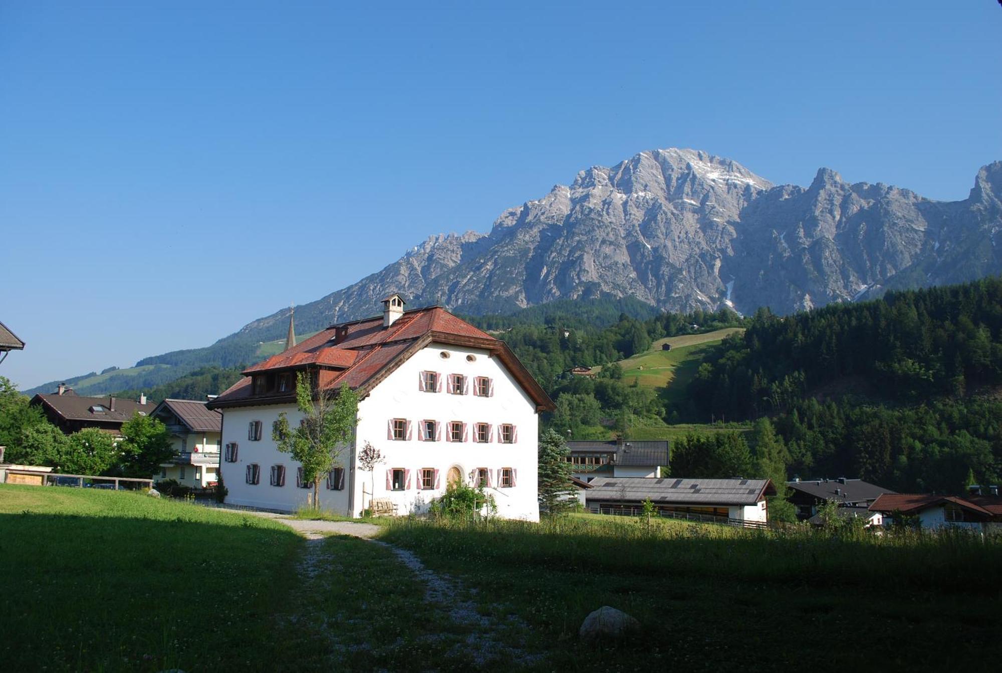 Ansitz Wirtsgut - Familienappartements In Den Bergen Leogang Buitenkant foto