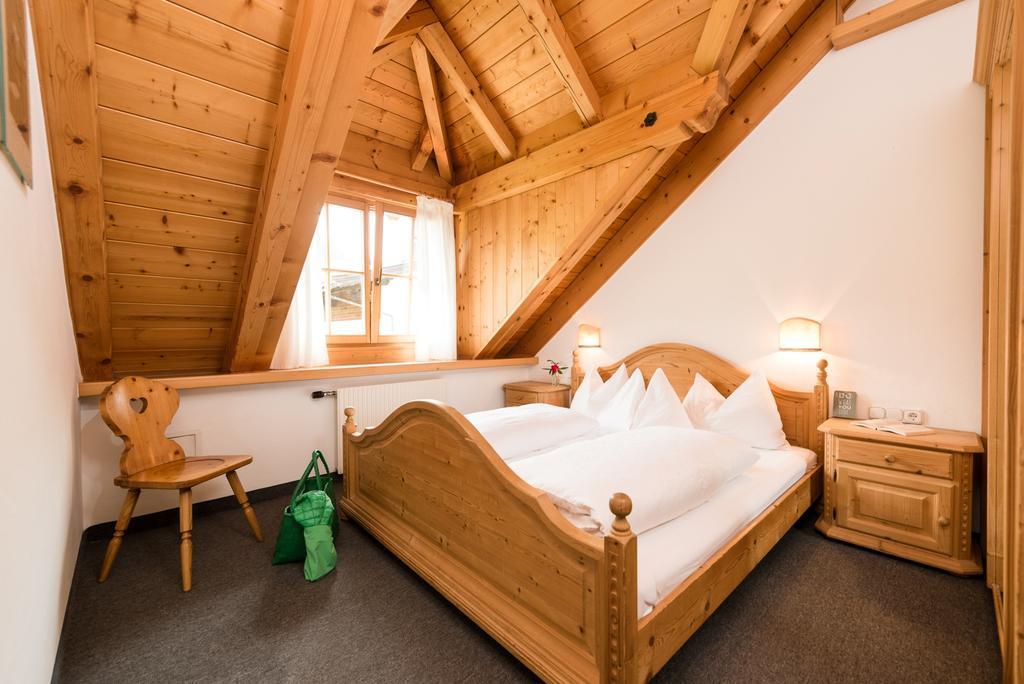 Ansitz Wirtsgut - Familienappartements In Den Bergen Leogang Buitenkant foto
